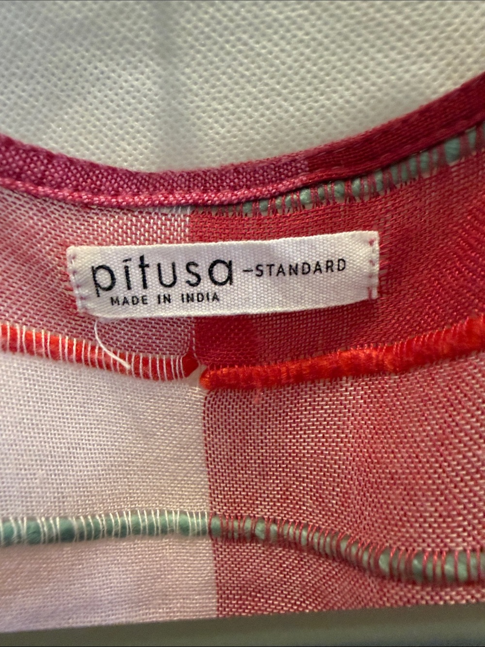 Pitusa Loopweave Thobe in pink - Picture 2 of 6